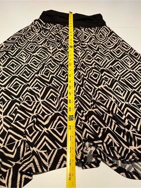 Apt. 9 Black & Cream Geometric High-Low Skirt